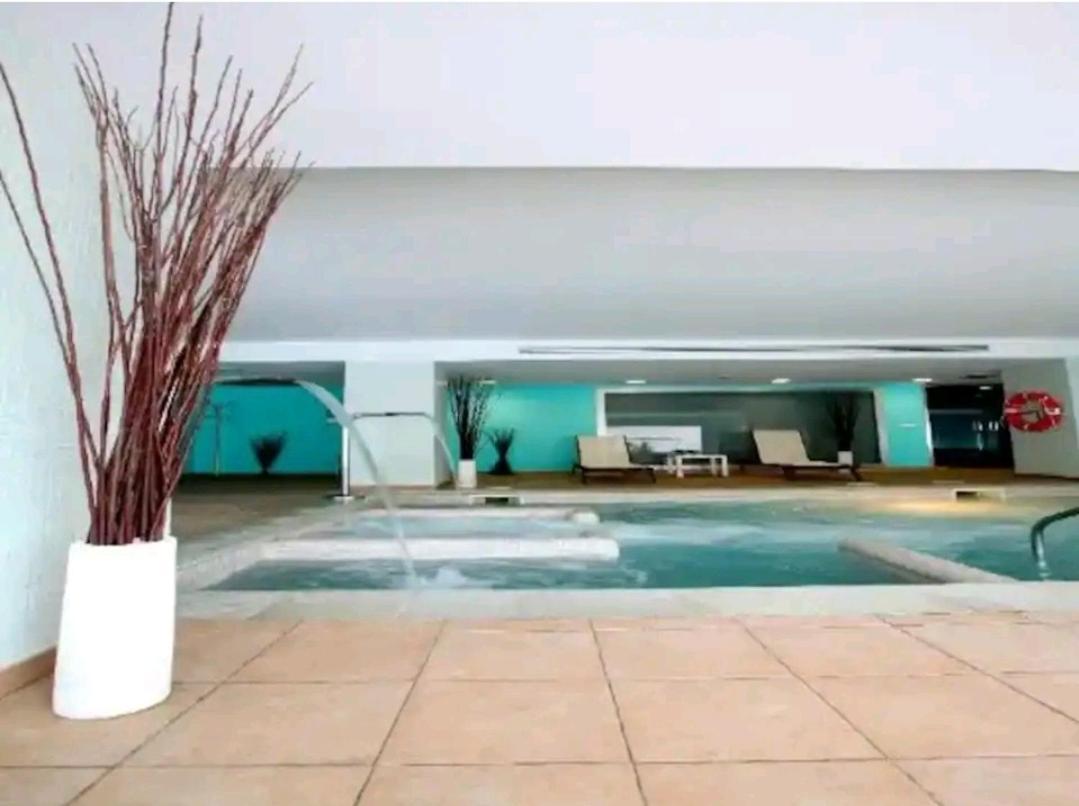 Elegante Alojamiento Con Piscina A 200 M Del Mar. Apartment Benalmadena Luaran gambar